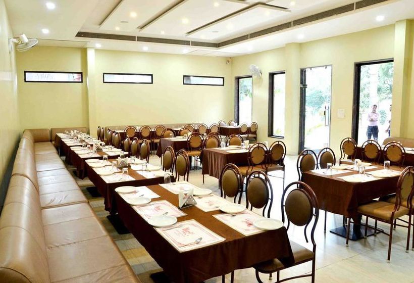 Hotel Oyo Rooms Rajendra Nagar Indore 6