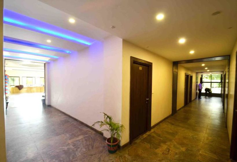 Hotel Oyo Rooms Rajendra Nagar Indore 8