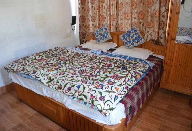 Palestine Hotel And Restaurant 9