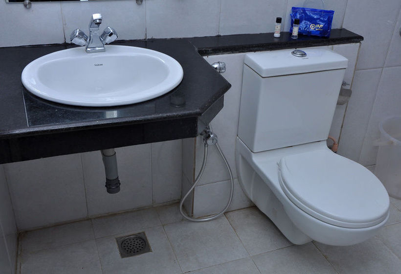 Hotel Oyo Rooms Observatory Road 1