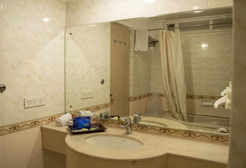 Hotel Oyo Premium Zone I Mp Nagar 2 1