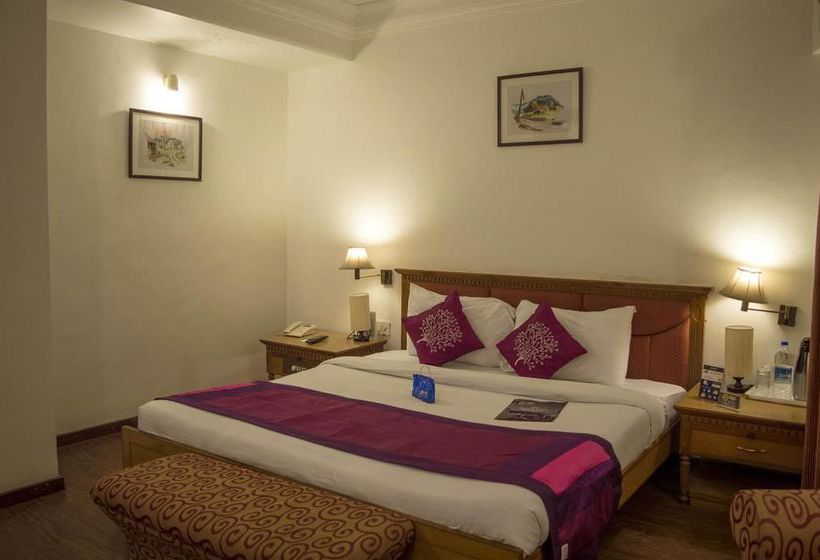 Hotel Oyo Premium Zone I Mp Nagar 2 5