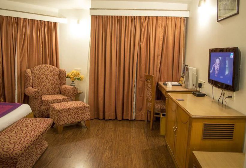 Hotel Oyo Premium Zone I Mp Nagar 2 9