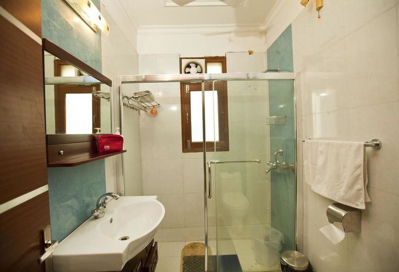 Hotel Oyo Apartments Dlf Phase 4 1