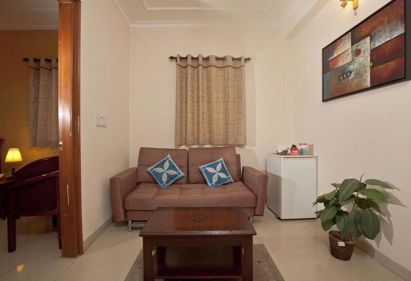 Hotel Oyo Apartments Dlf Phase 4 13