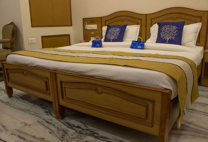 Hotel Oyo Premium Nagpur Airport 5