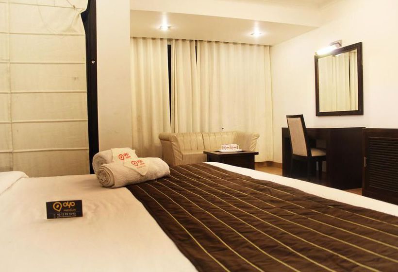 Hotel OYO Premium Camel's Back Road Kulri 11