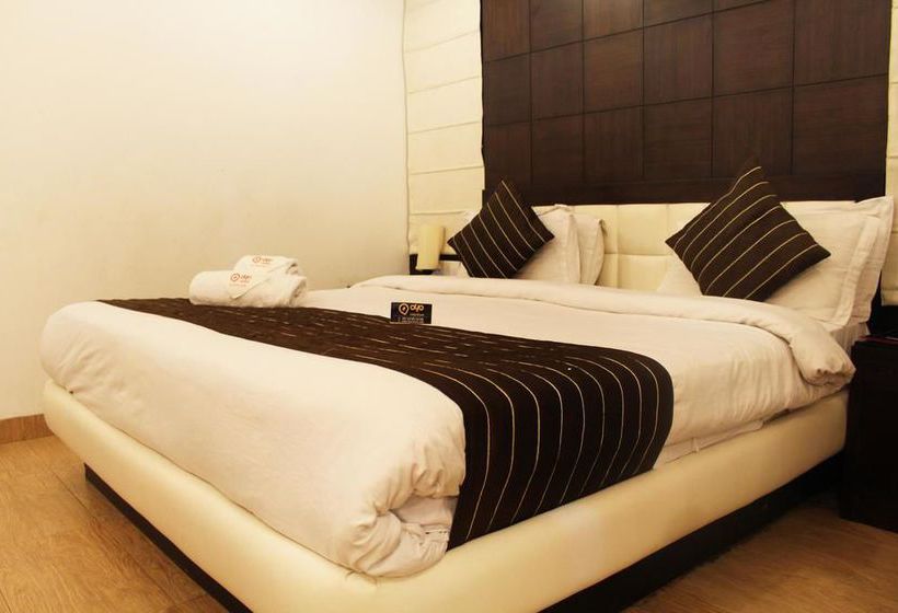 Hotel OYO Premium Camel's Back Road Kulri 14