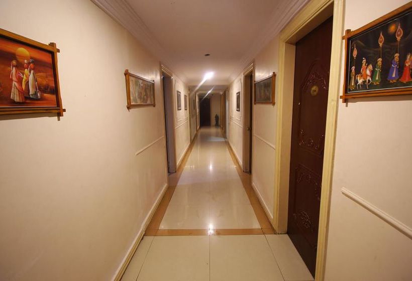 Hotel Oyo Rooms Phulchhab Chowk 10