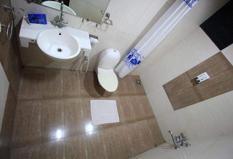 Hotel Oyo Rooms Phulchhab Chowk 4