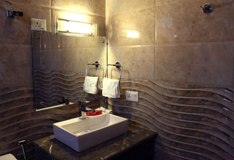 Hotel Oyo Rooms Devdar Valley