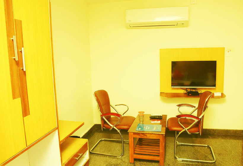 Hotel Oyo Rooms Srinivasam Complex 5