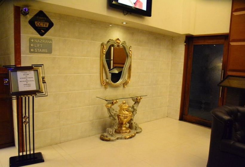 Hotel Oyo Premium Nashik Mumbai Highway 16