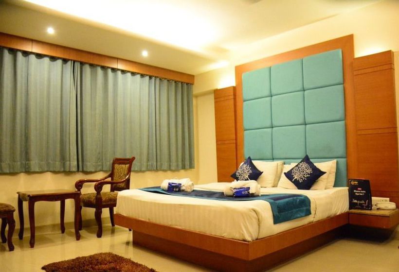 Hotel Oyo Premium Nashik Mumbai Highway 4