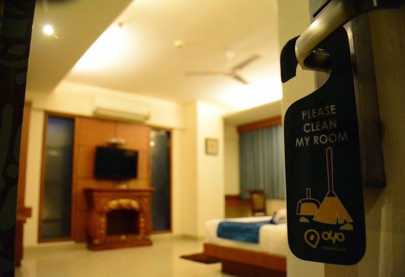 Hotel Oyo Premium Nashik Mumbai Highway 6