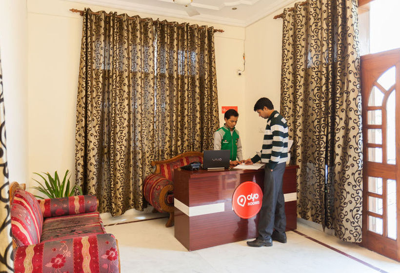 Hotel OYO Rooms Noida City Centre 196 7