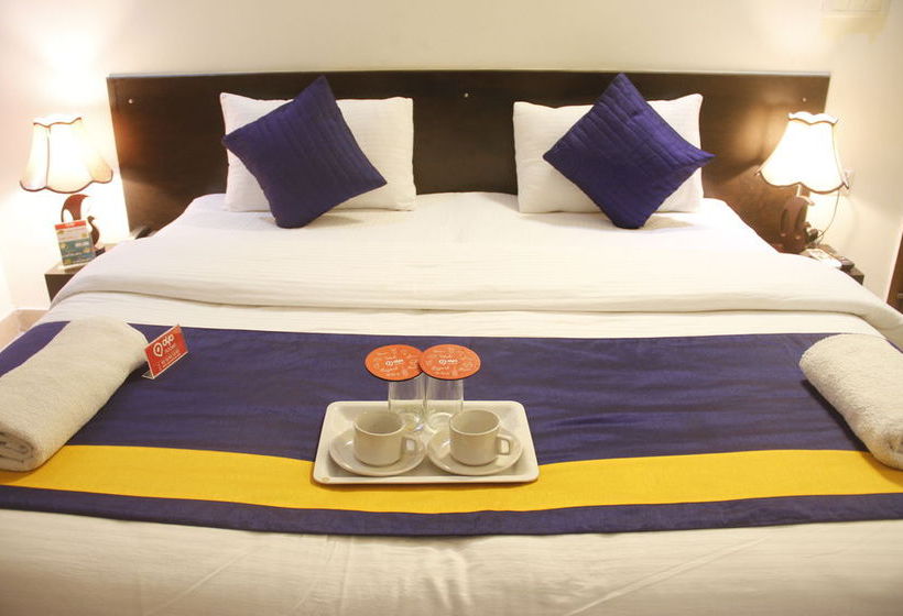 Hotel Oyo Rooms Noida City Centre 208 17