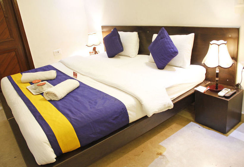 Hotel Oyo Rooms Noida City Centre 208 18