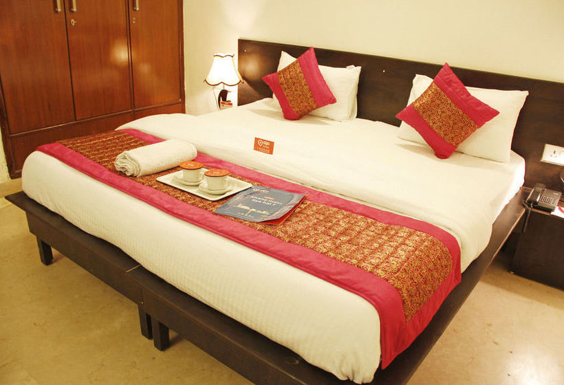 Hotel Oyo Rooms Noida City Centre 208 19