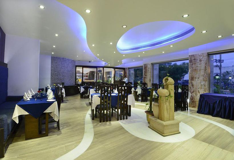 Hotel Taj Resorts 11