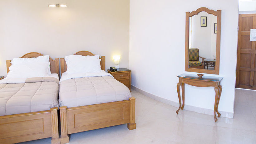 Hotel Zo Rooms Fort Aguada Road Candolim 4