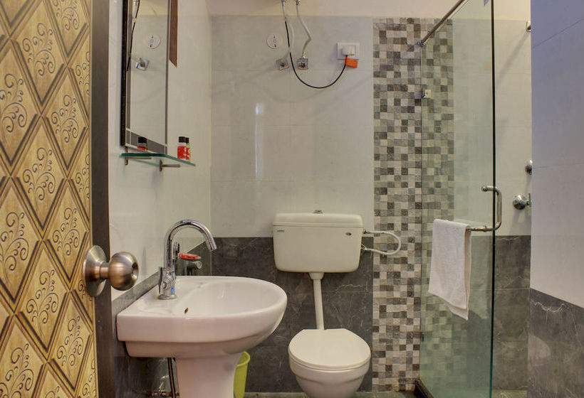 Hotel Oyo Rooms World Trade Park 10