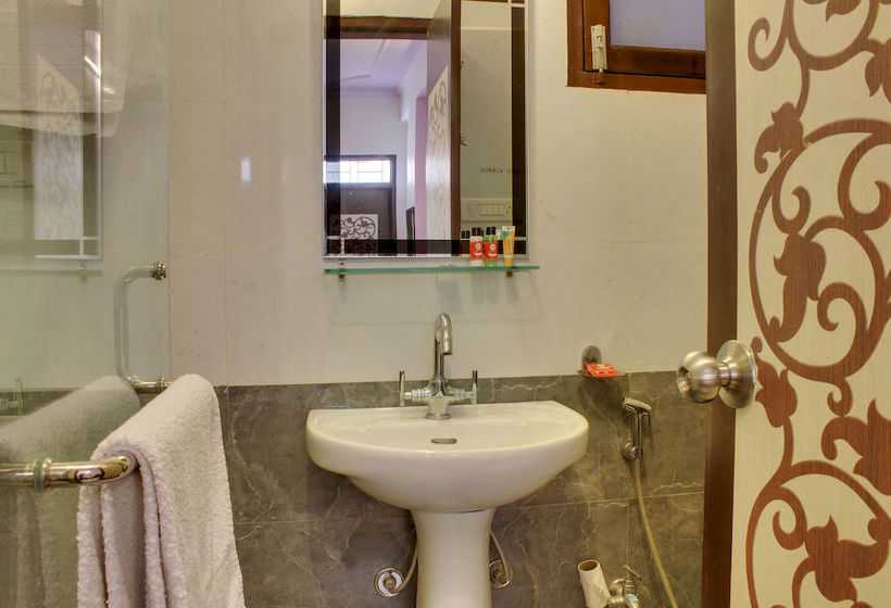 Hotel Oyo Rooms World Trade Park 12