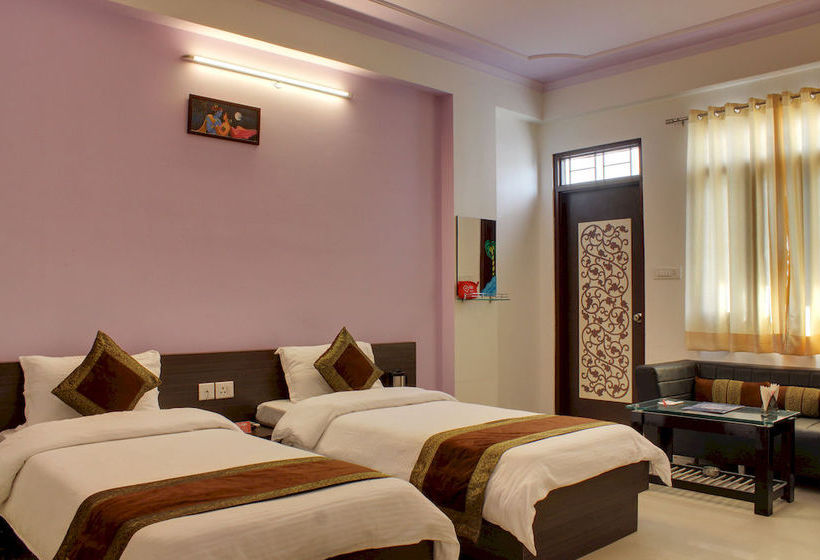 Hotel Oyo Rooms World Trade Park 13