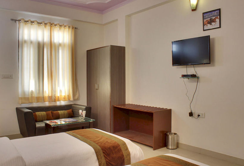 Hotel Oyo Rooms World Trade Park 9