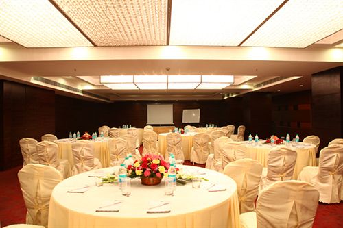 Hotel Minerva Grand Kondapur 9