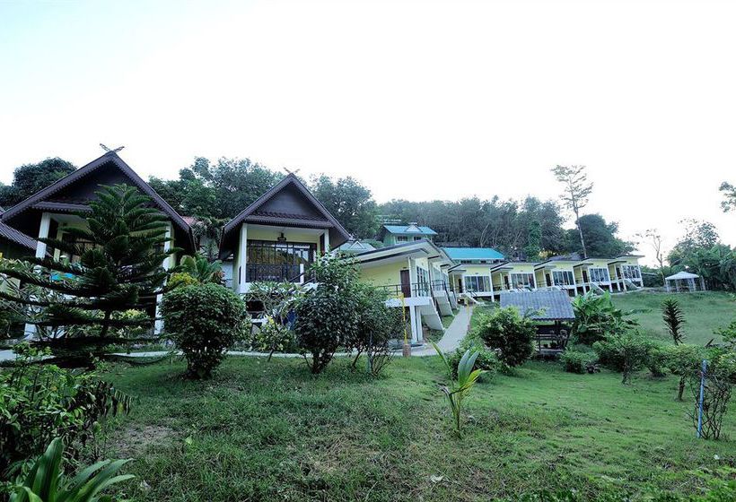 Phi Phi Chang Grand Resort & Spa 14