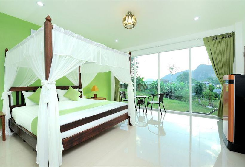 Phi Phi Chang Grand Resort & Spa 9