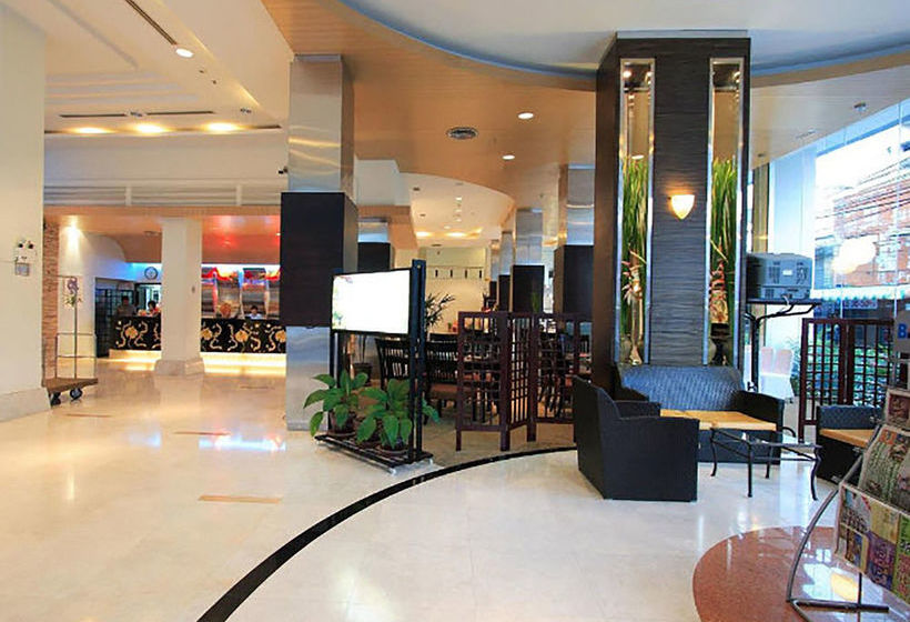 Hotel Golden Crown Grand 17