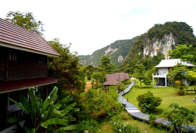 Hotel Khao Sok Royal Cliff Resort & Spa 1