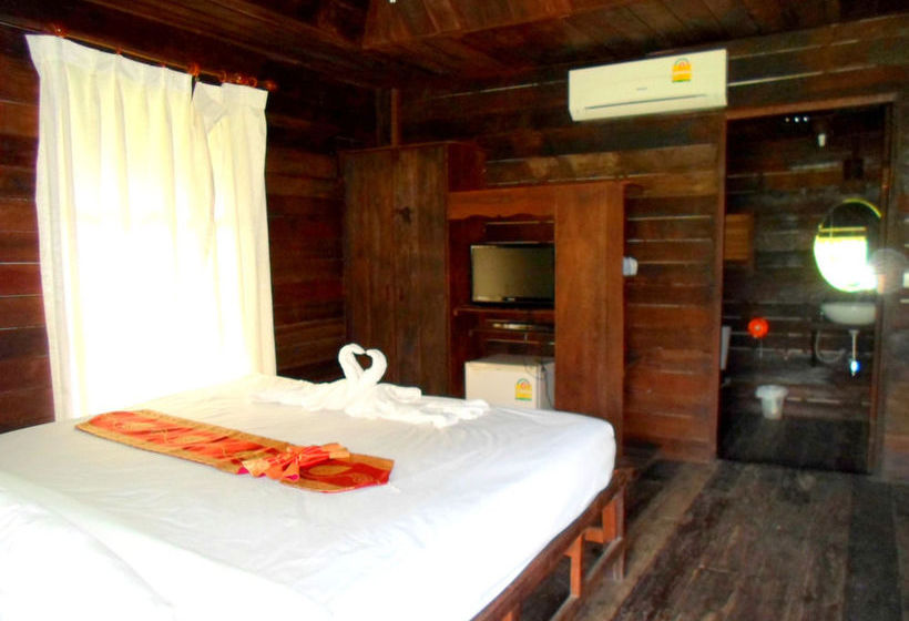 Hotel Khao Sok Royal Cliff Resort & Spa 11