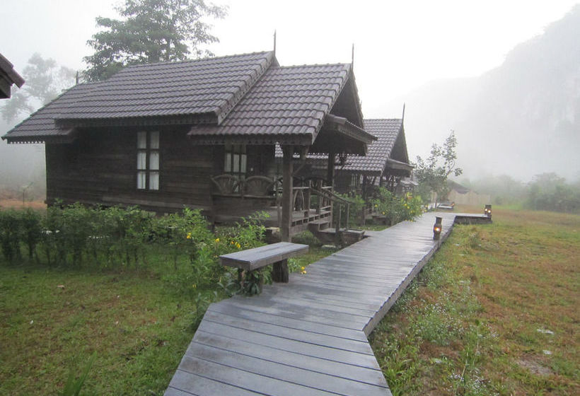 Hotel Khao Sok Royal Cliff Resort & Spa 12