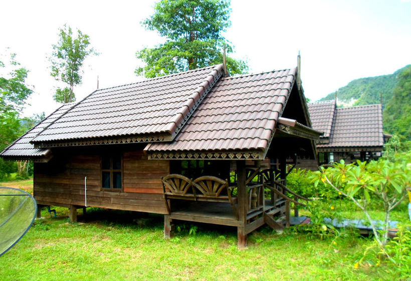 Hotel Khao Sok Royal Cliff Resort & Spa 15