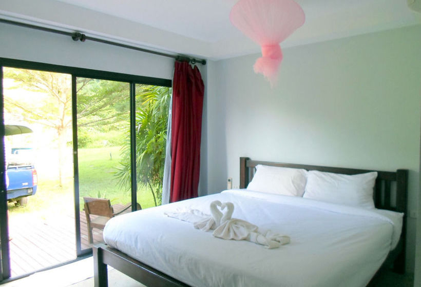 Hotel Khao Sok Royal Cliff Resort & Spa 7