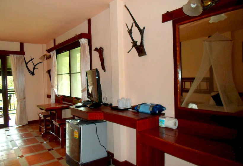 Hôtel Khao Sok River Lodge 10