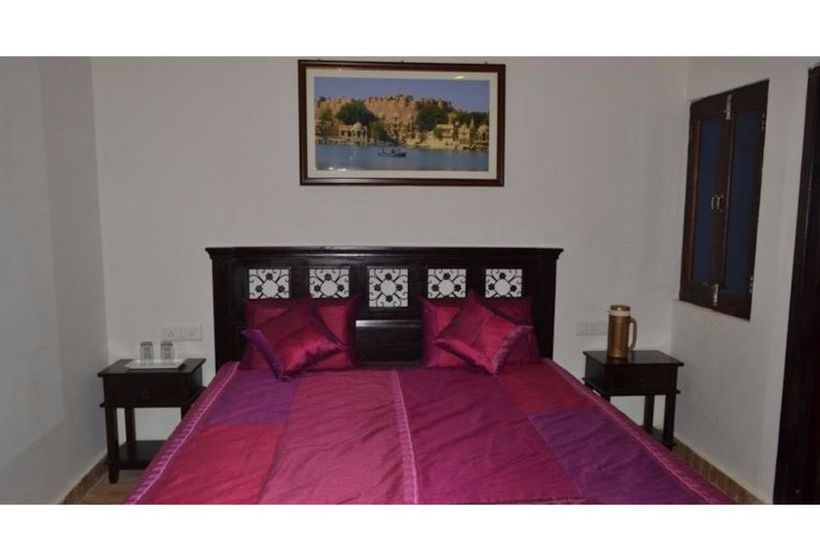 Resort Vista Rooms At Jaisalmer Sam Dhanana Rd 3