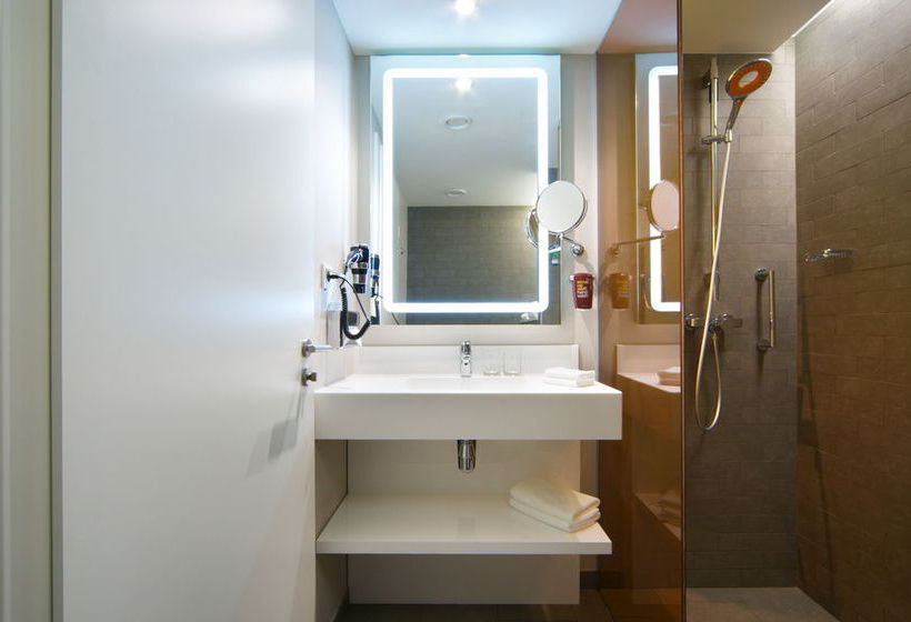 Hotel Demidov Plaza 20