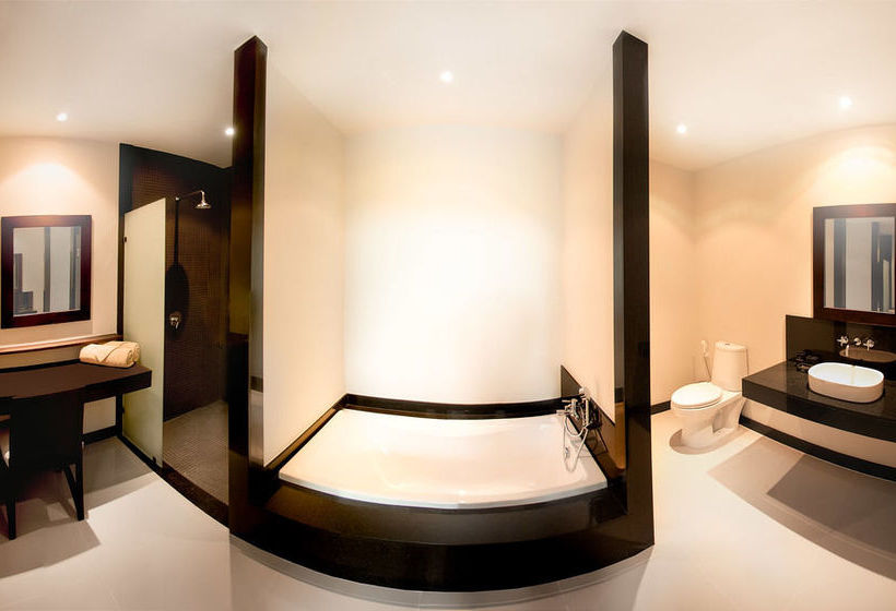 Saiyuan Estate By Tropiclook Chalong