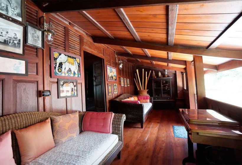 Hotel Royal Thai Villas 11