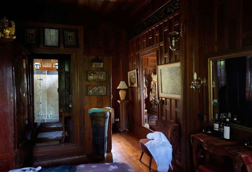 Hotel Royal Thai Villas 6