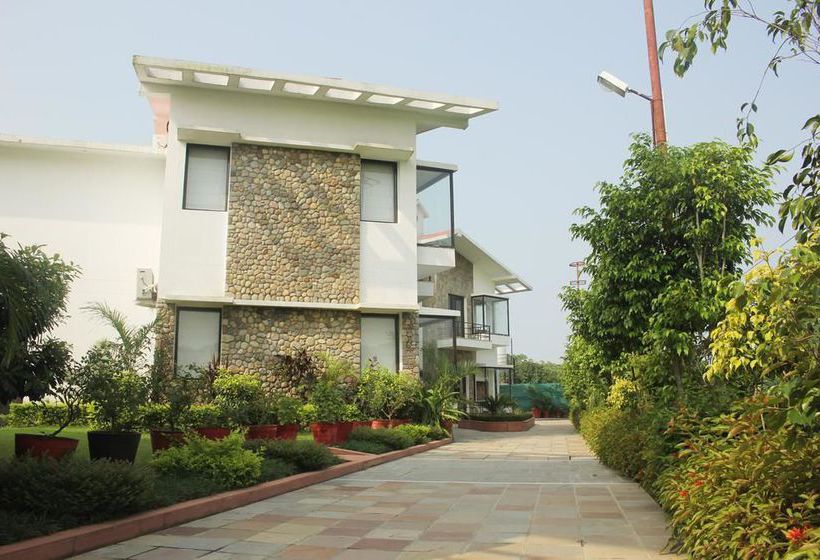 Hotel Oyo Premium Corbett Jhirna 4