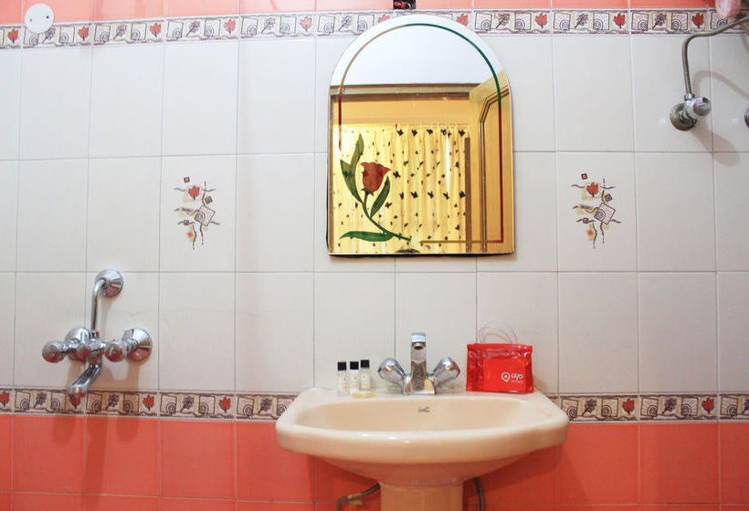 Hotel Oyo Premium Shivalik Nagar Haridwar Uttarakhand