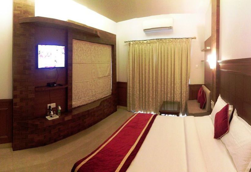 Hotel Shining Sand Goa