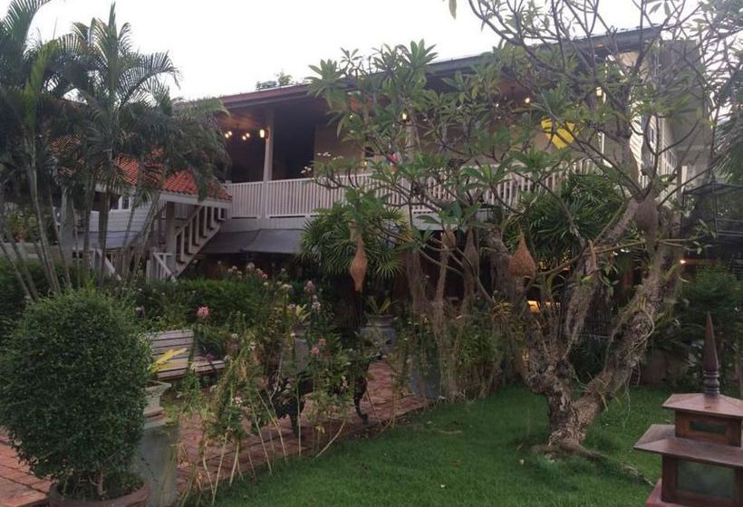 Hostel Dorm Of Happiness By Tharaburi Resort 7