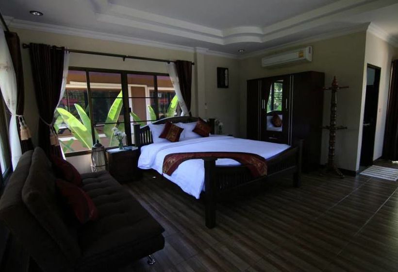 Pension Little Teak Home Stay 8