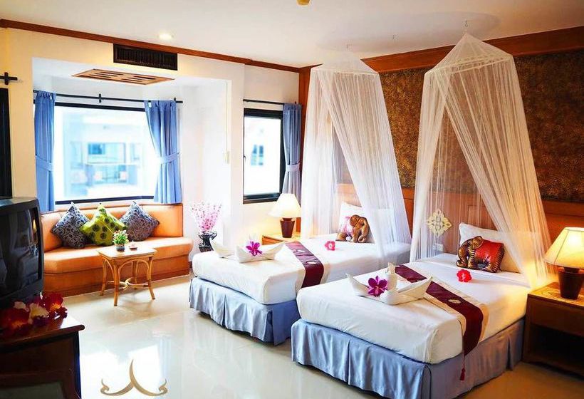 Hotel Your Place Inn 2